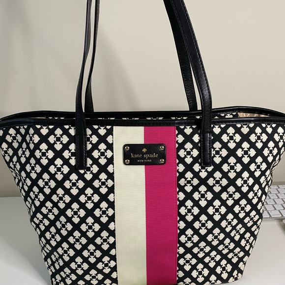 KATE SPADE ♠️ Classic Harmony Tote, Black Trim - Picture 1 of 8